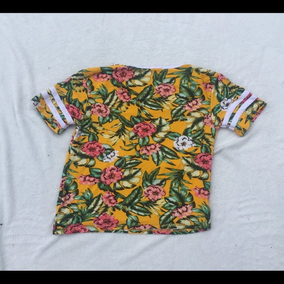 Tropical Floral Tee - Picture 5 of 5